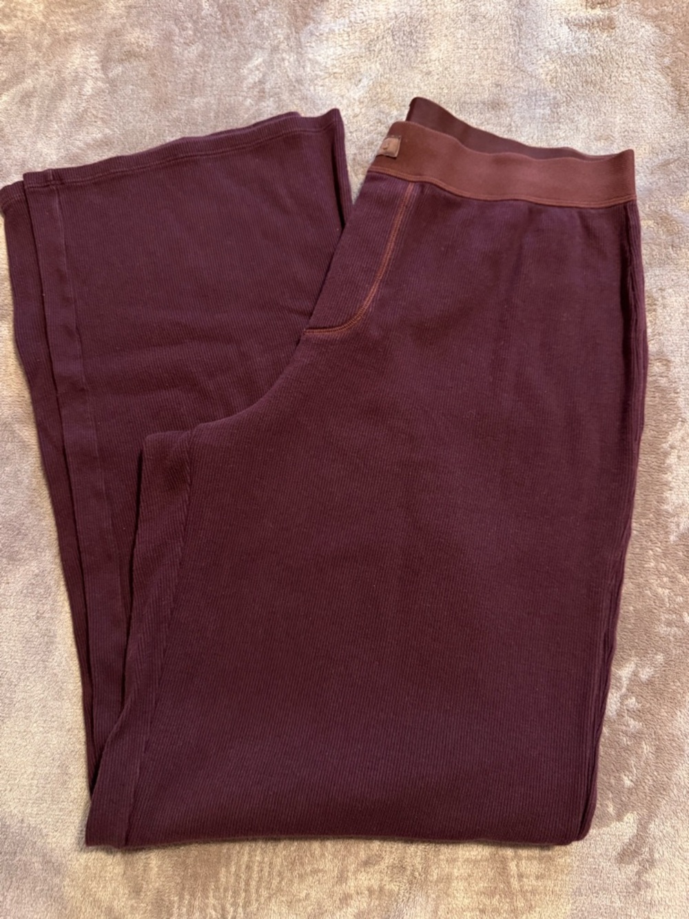 SKIMS Ribbed Lounge Pants in Deep Burgundy